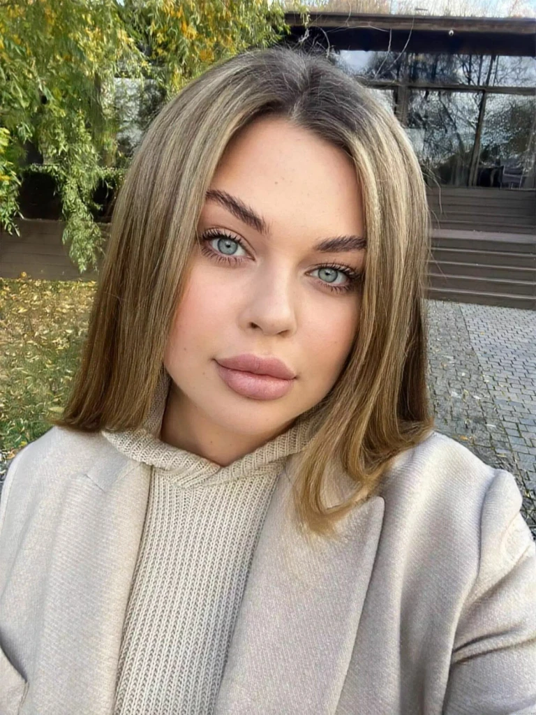 Olena Profile image 3