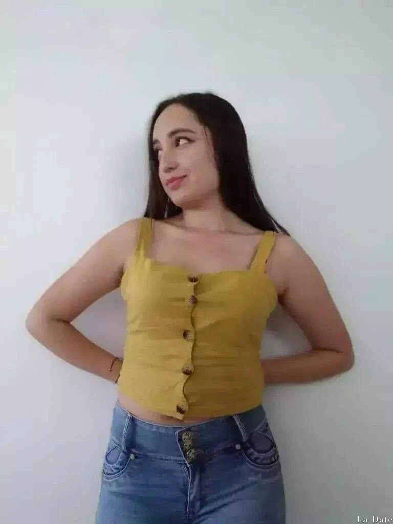 Julieth Profile image 1