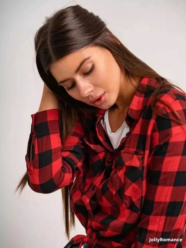 Yana Profile image 1